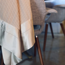 Load image into Gallery viewer, classic cashmere throw
