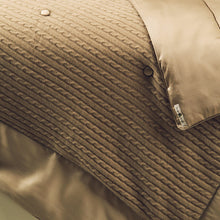 Load image into Gallery viewer, classic cashmere throw