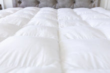 Load image into Gallery viewer, Goose Down Mattress Topper
